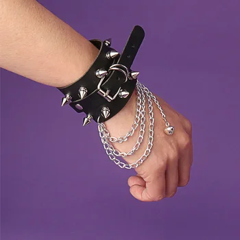 Браслет из искусственной кожи с шипами, браслет-цепочка в стиле панк, Регулируемый браслет-манжета в готическом стиле, браслет с готической заклепкой и пряжкой для мужчин и женщин