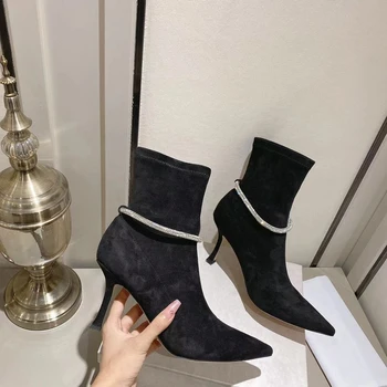 Новейшая женская обувь на осень-зиму, натуральная замша, эластичные ботинки на высоком каблуке, узкая лента, дизайнерская обувь со стразами, острый носок