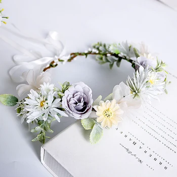 Обручальное кольцо с живым цветком для волос невесты